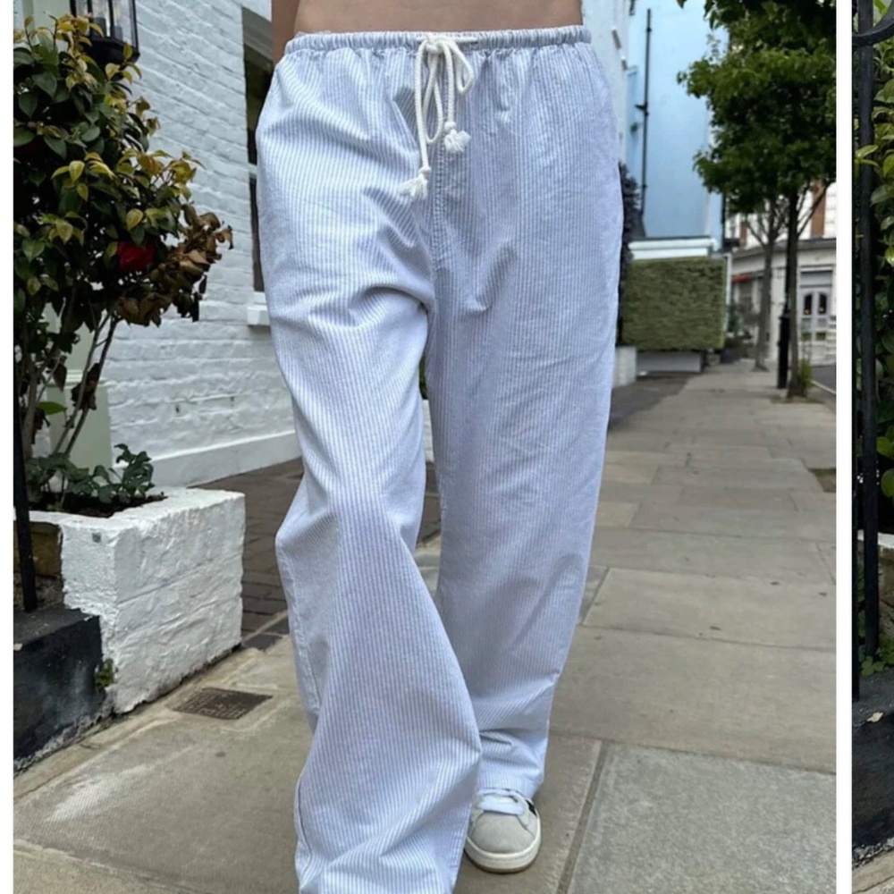 Brandy Melville Anastasia Pants - Grey Stripes